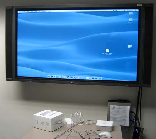 Mac mini with plasma screen