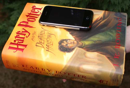 Harry Potter and an iPhone