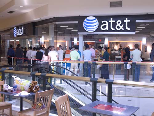 iPhone lines at AT&T